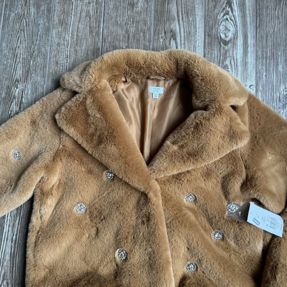 Crown & Ivy Faux Fur Teddy Bear Jacket Tan NEW XL Rhinestones Mobwife SOFT Boxy - Picture 5 of 9